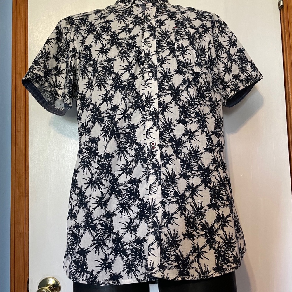 Men’s Tropical Button-Up Shirt, XL
